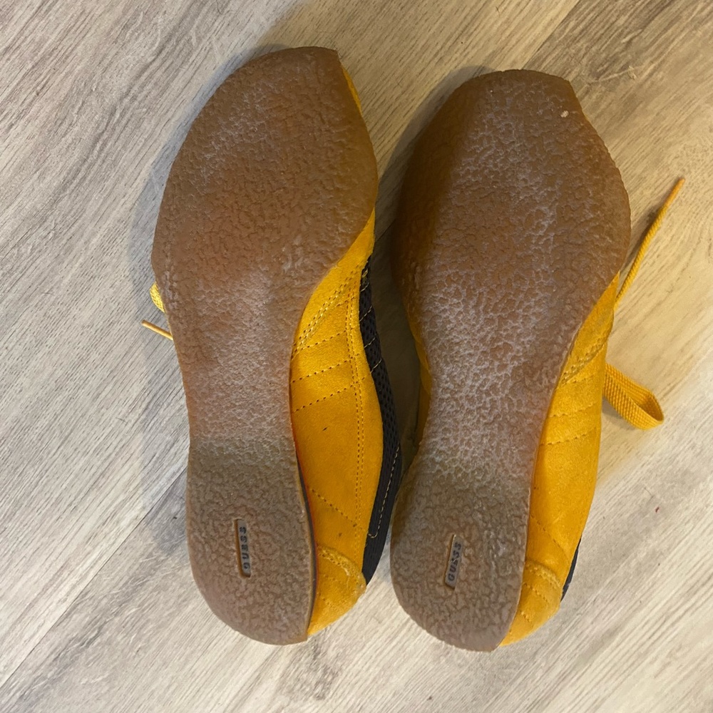 Guess Sneakers size 8